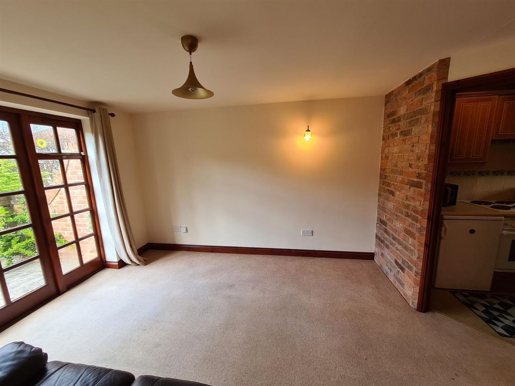 Property photo 3 of 14 20220426_134540_Resized.Jpg