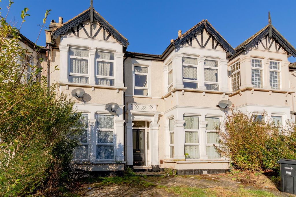 Property photo 1 of 13 8Kensingtongardens_Ig13El_Gff (1).Jpg