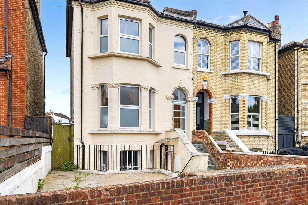 Property photo 2 of 10 Picture No. 02