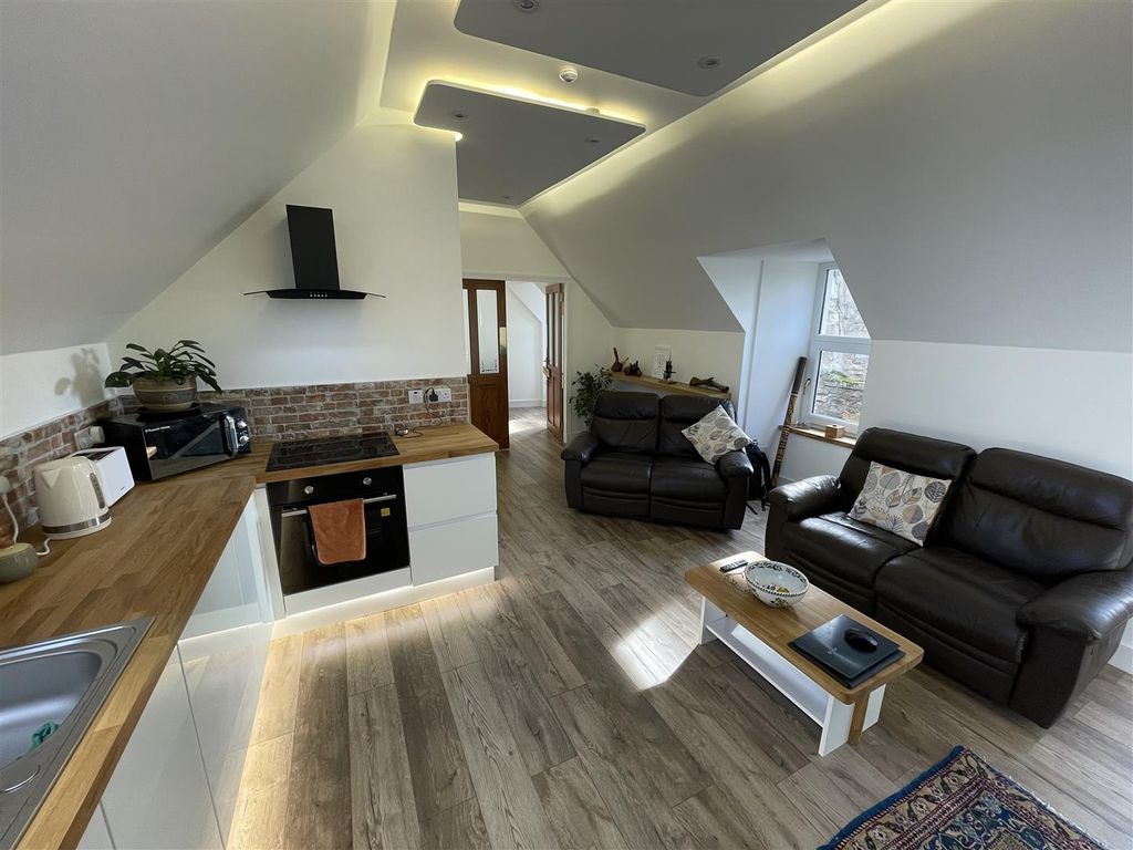 Property photo 2 of 20 Img_1904.Jpg