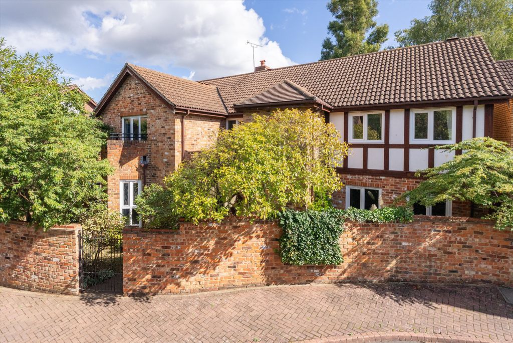 Property photo 1 of 15 Image