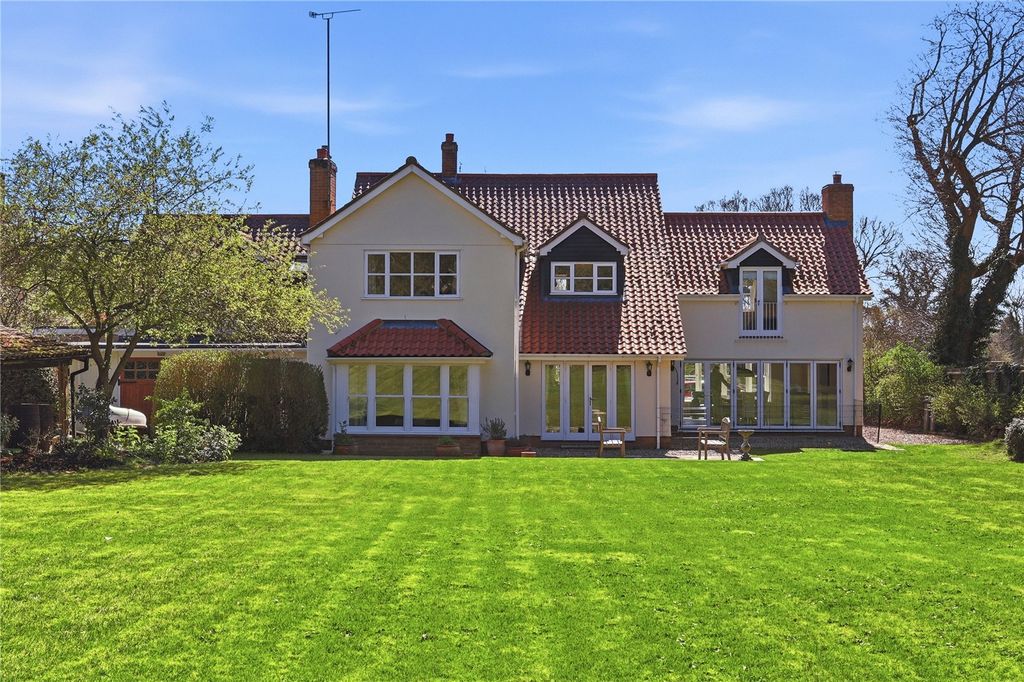 Property photo 1 of 33 Timbers