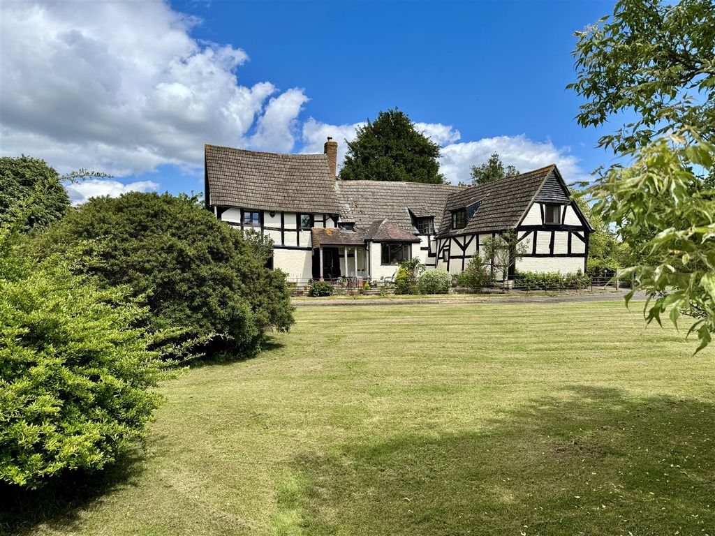 Property photo 1 of 35