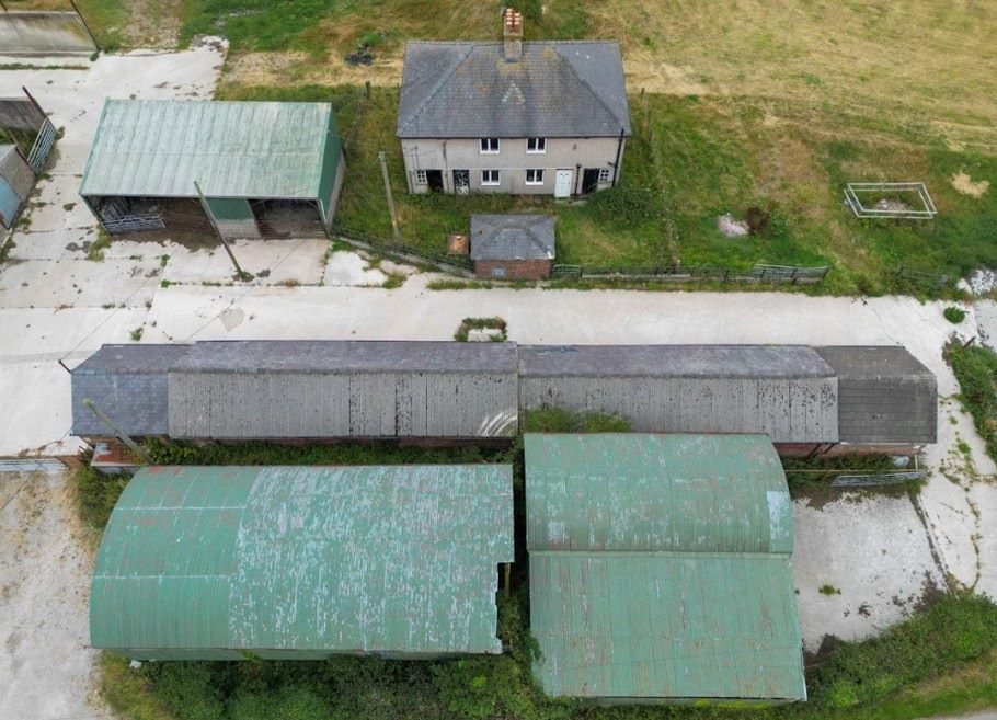 Property photo 3 of 9