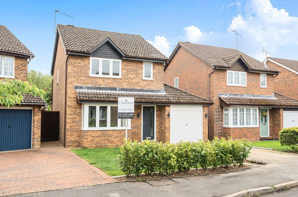 Property photo 1 of 11 1433740-28-6A0B1B...