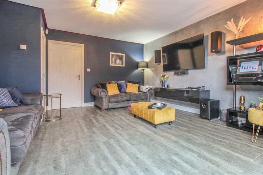 Property photo 3 of 21 Living Room: