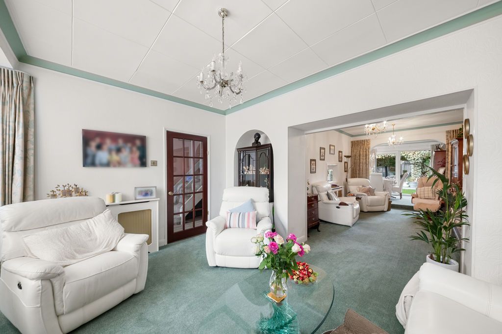 Property photo 2 of 22 Photo 12