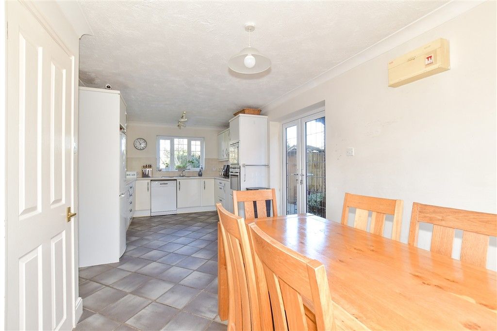 Property photo 2 of 16 Kitchen/ Breakfast Room