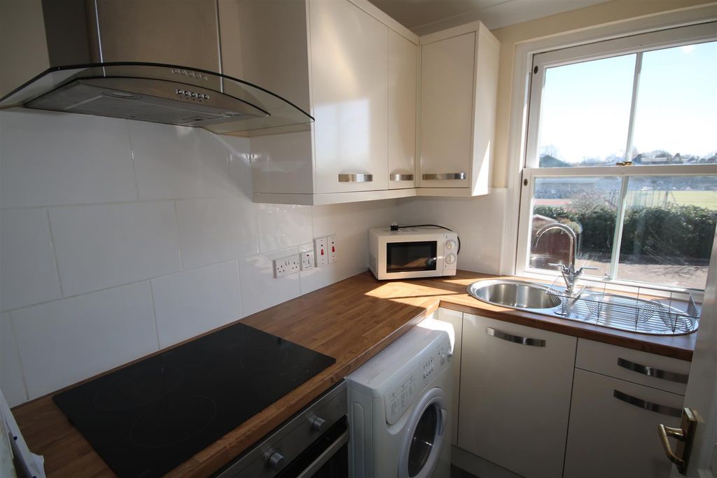 Property photo 2 of 18 P1436 Kitchen A.Jpg