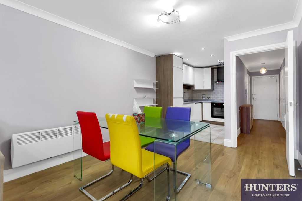 Property photo 3 of 11 Diner To Kitchen