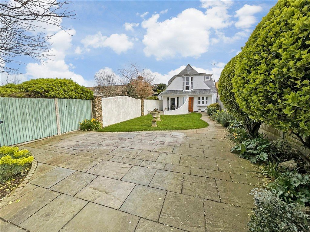 Property photo 1 of 15 Front Elevation*