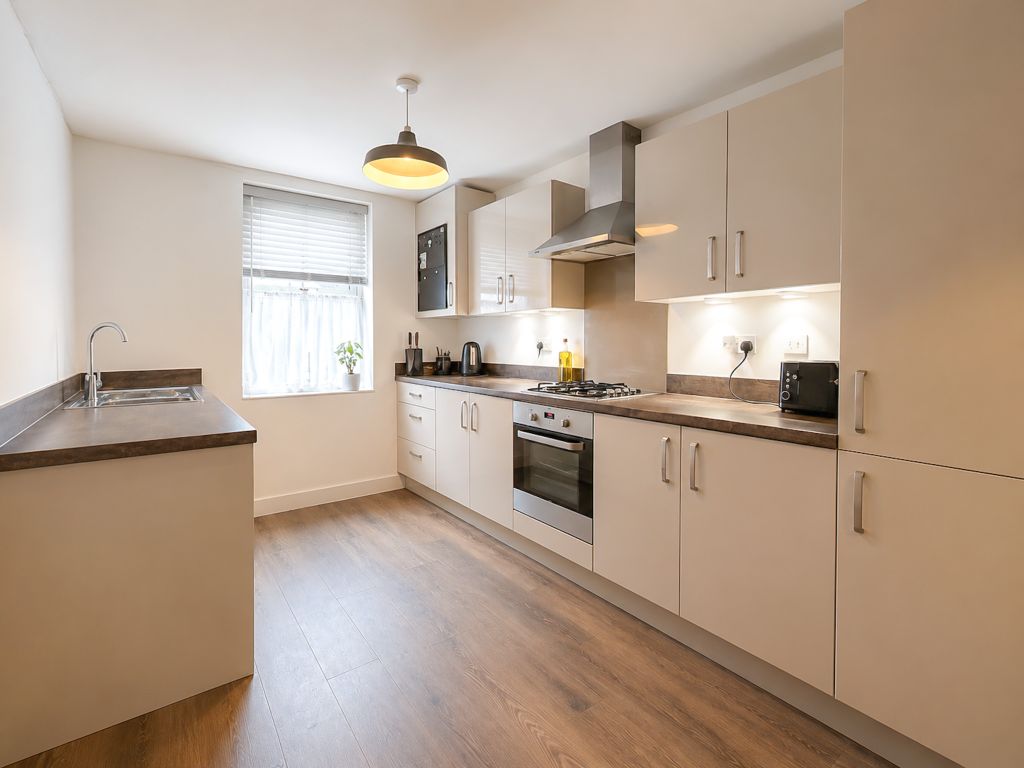 Property photo 2 of 18