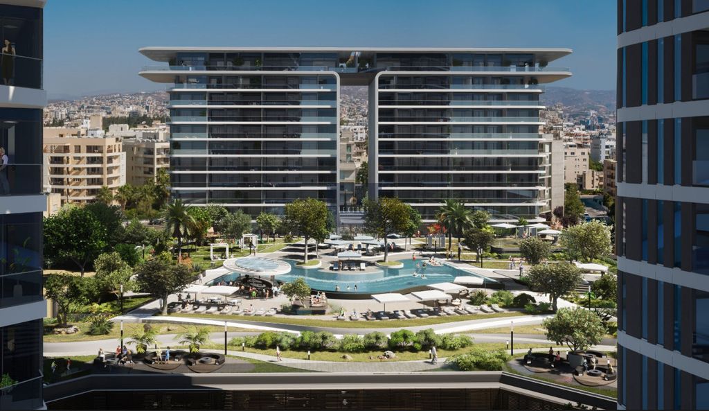 Property photo 1 of 3