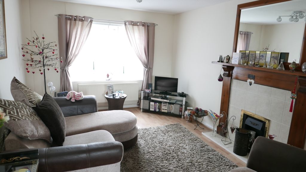 Property photo 2 of 10 P1050479