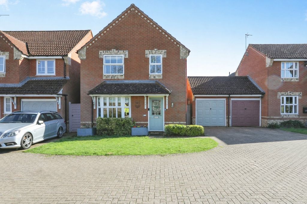 Property photo 1 of 20