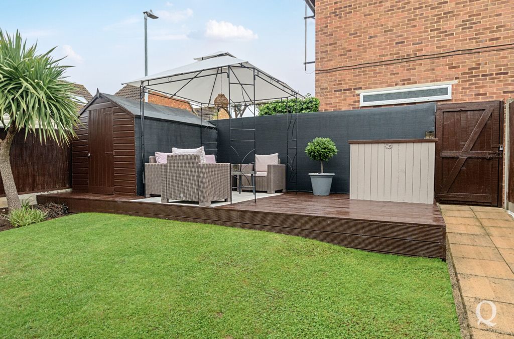 Property photo 3 of 21 8Aa13081-3d93-4A2...