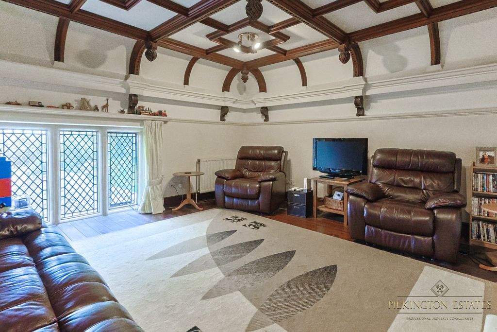 Property photo 3 of 24 4282604