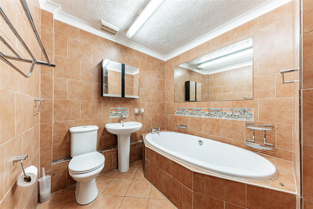 Additional image 27 of 5 bed detached bungalow for saleTothill Street, Minster, Ramsgate CT12