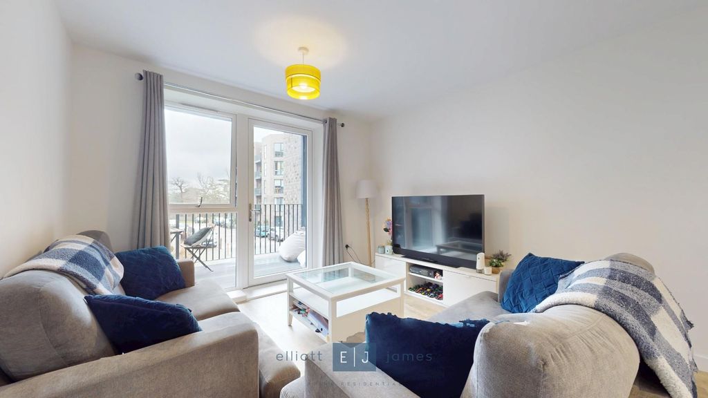 Property photo 2 of 14