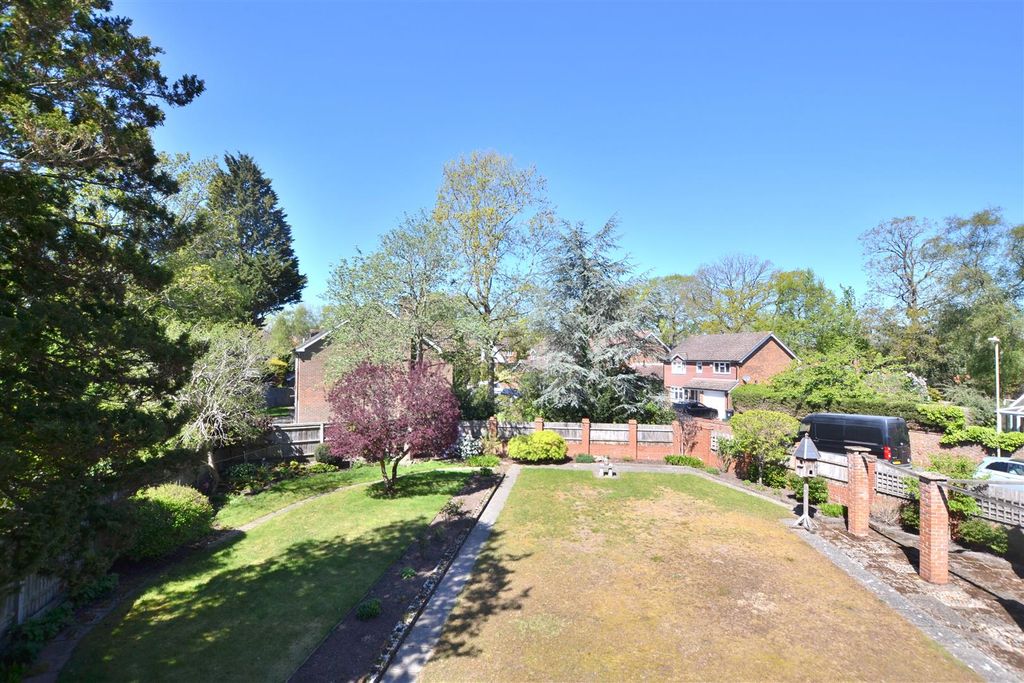 Additional image 24 of 4 bed detached house for saleFoxwood, Ancells Farm, Fleet GU51