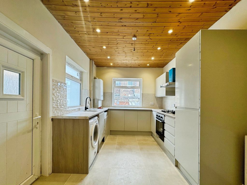 Property photo 3 of 11 Picture No. 26