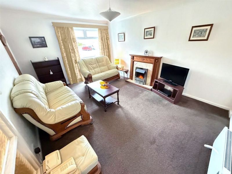 Property photo 3 of 7 Photo 3