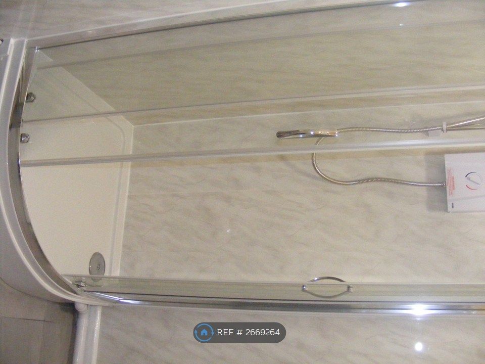 Property photo 3 of 6 Bathroom