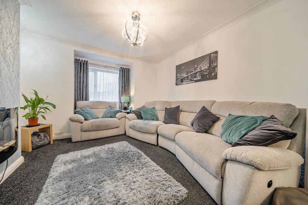 Property photo 2 of 19 1401373-9-69721Aa2Bf291.Jpg