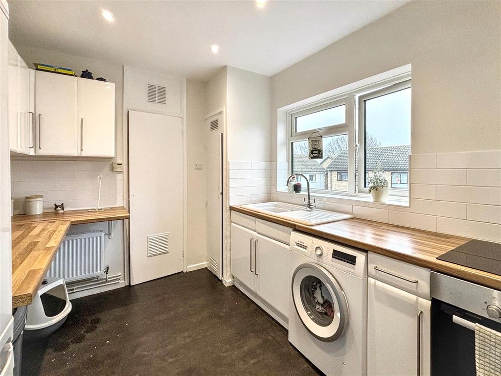 Property photo 2 of 8 Img_1639 (1).Jpg