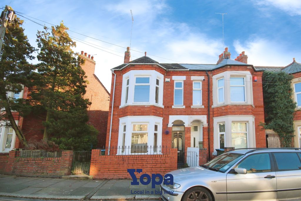 Property photo 3 of 21 Front 202.Jpg