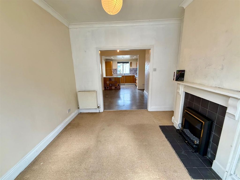 Property photo 2 of 13 Lounge Towards Kitchen.Jpg