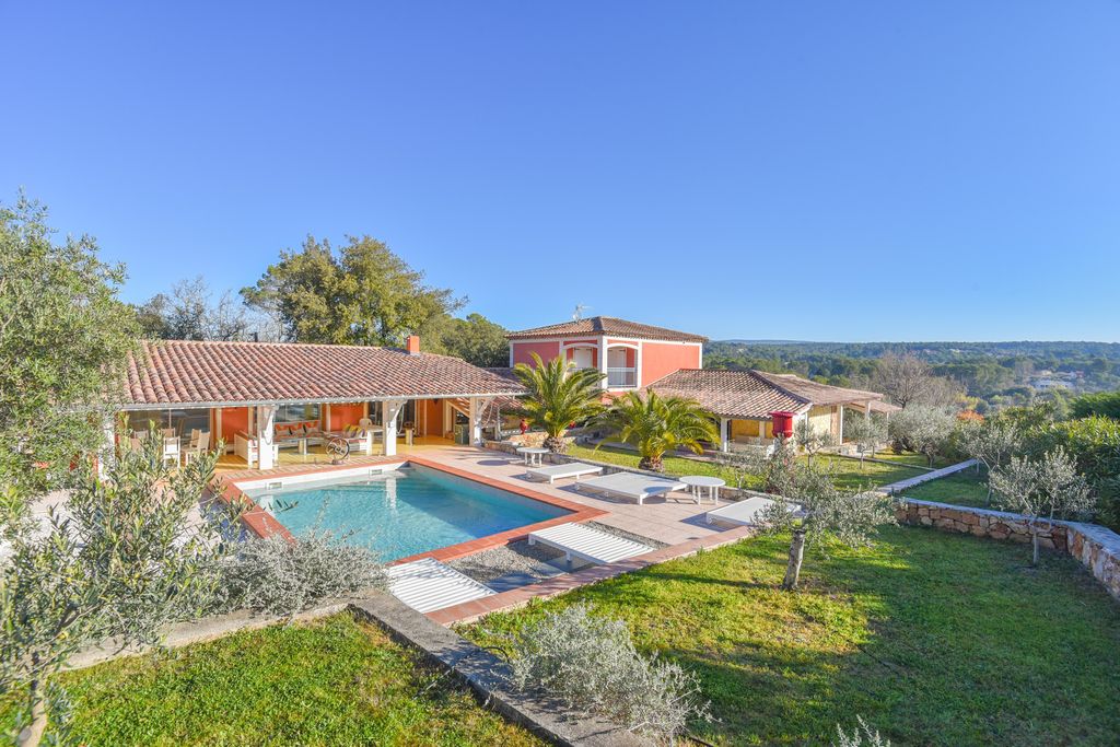 Property photo 1 of 26