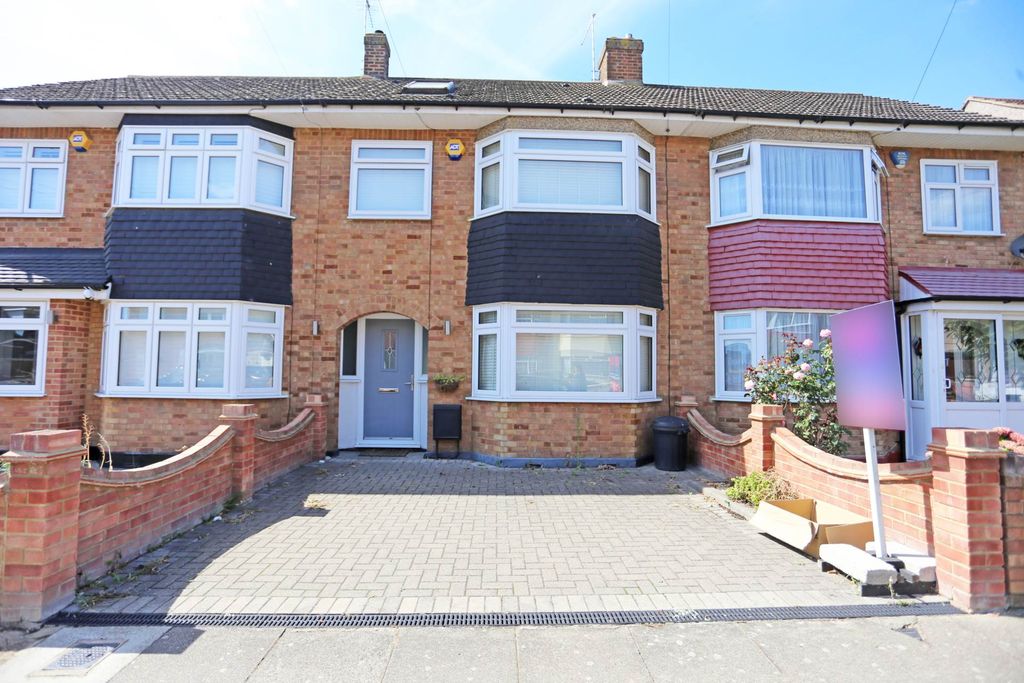 Property photo 1 of 18