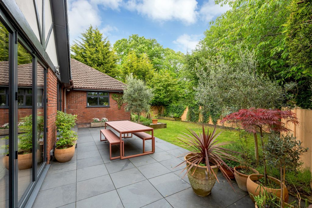 Additional image 25 of 4 bed detached house for salePastures Hill, Littleover Derby DE23