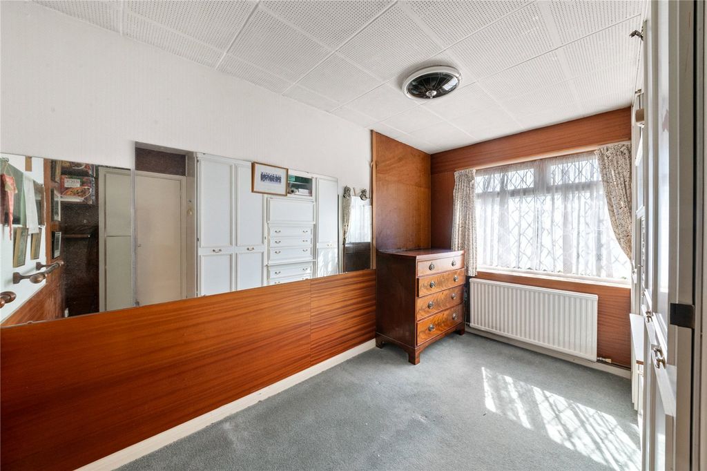 Property photo 3 of 19 Picture No. 16