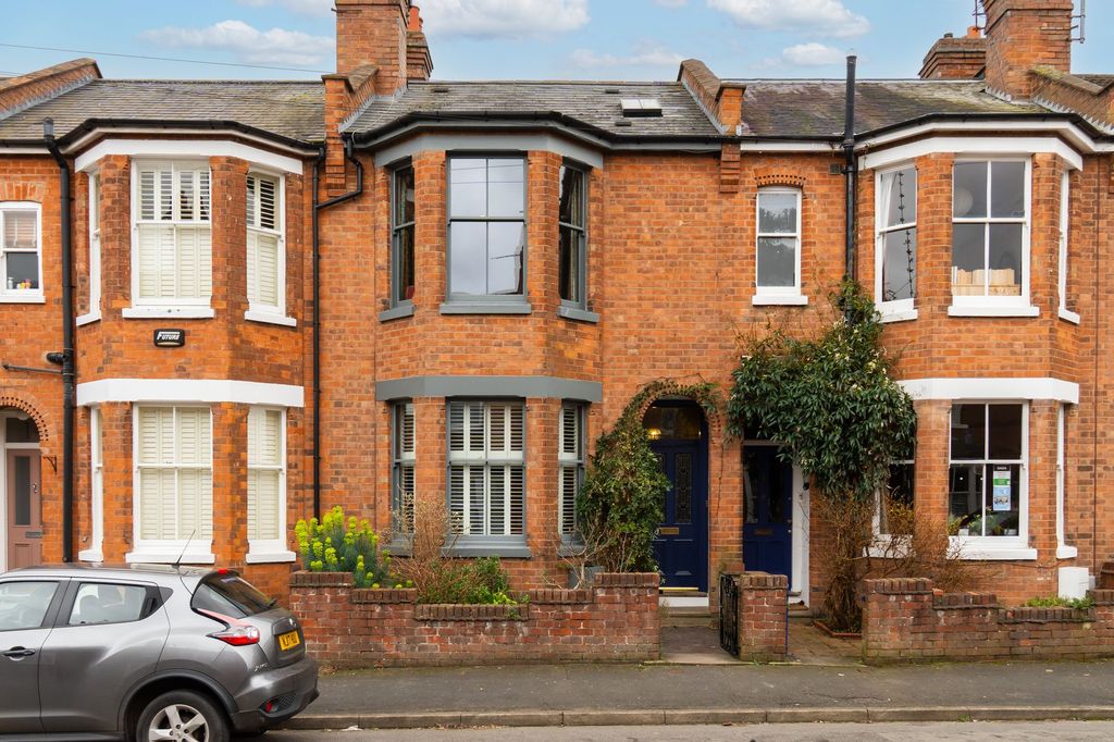 Property photo 1 of 29