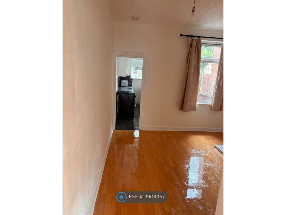 Property photo 1 of 32