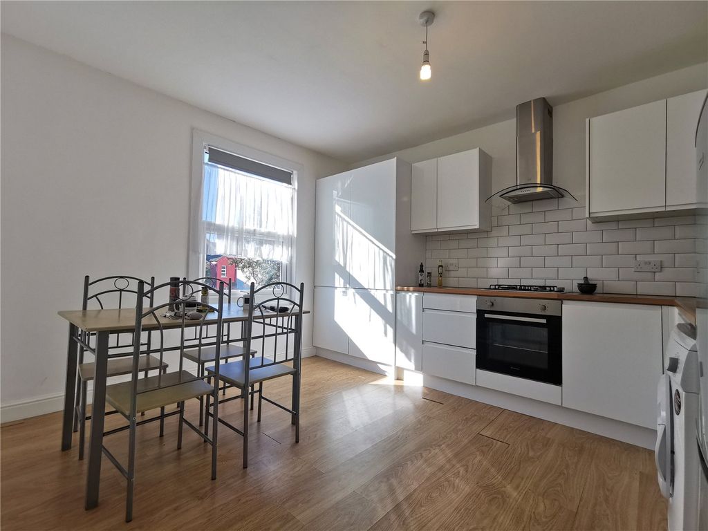 Property photo 2 of 13 Picture No. 03