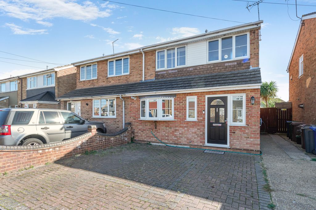 Property photo 3 of 20