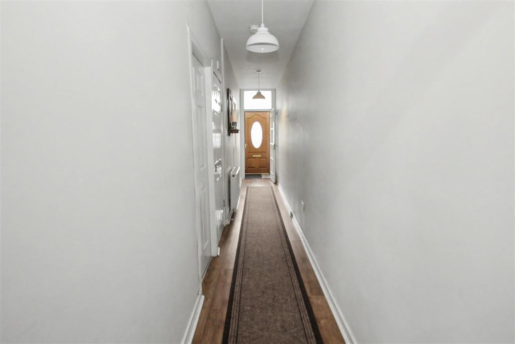 Property photo 2 of 13 3.Jpg