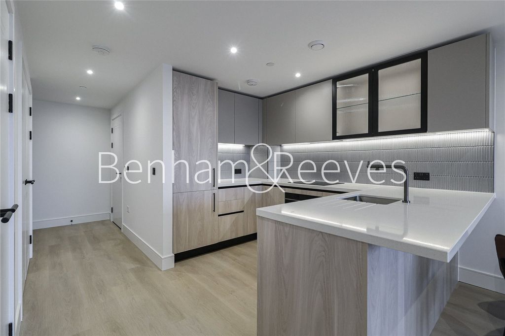 Property photo 2 of 11 Picture No. 01
