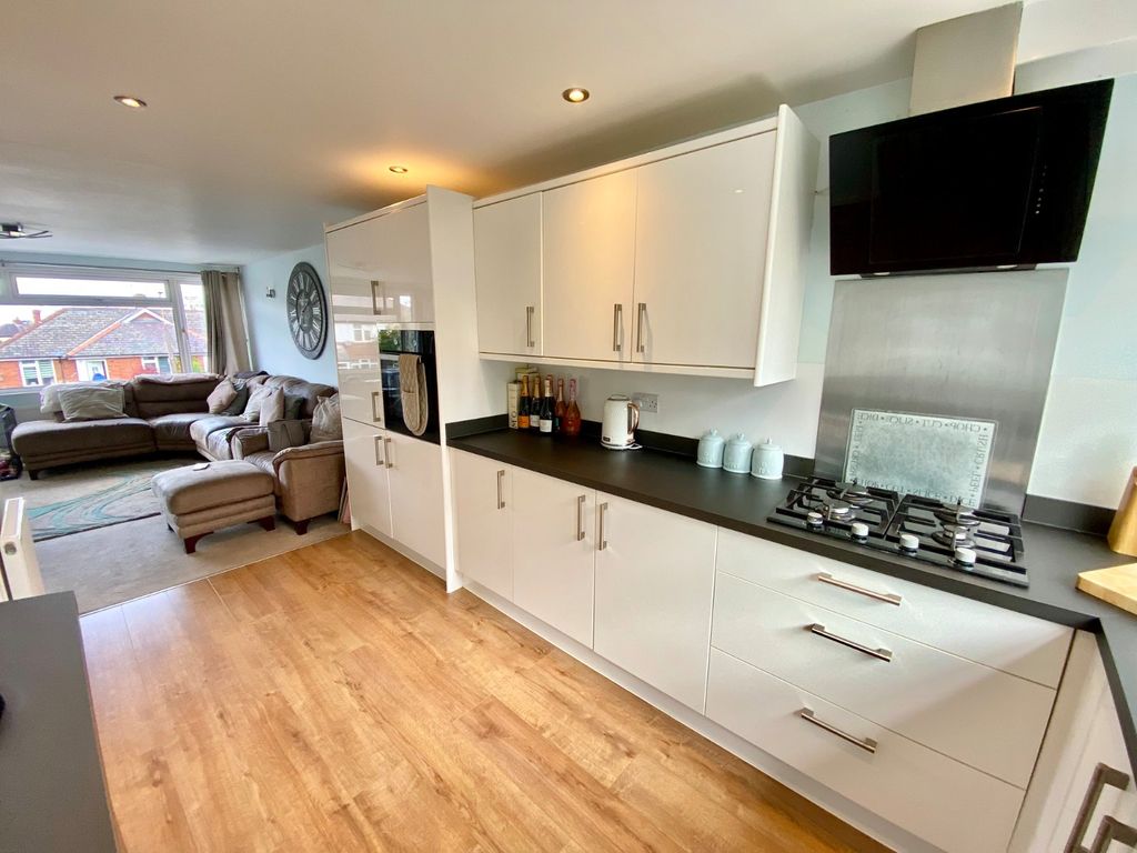 Property photo 3 of 23 Picture 3