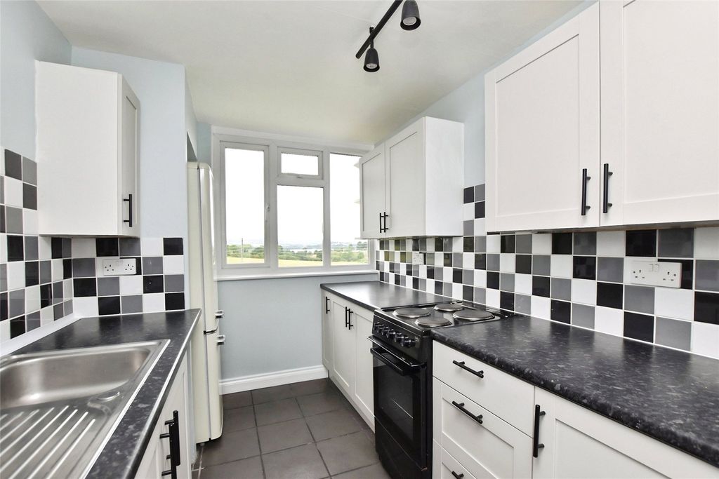 Property photo 3 of 10 Picture No. 07