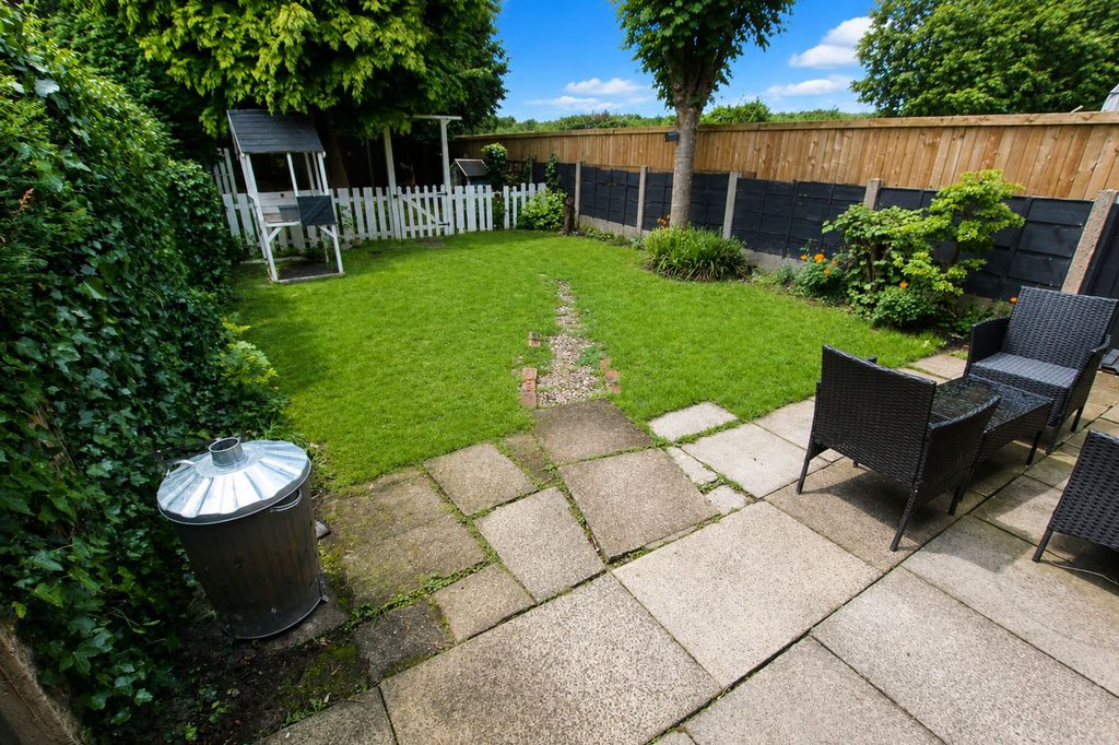 Property photo 3 of 16