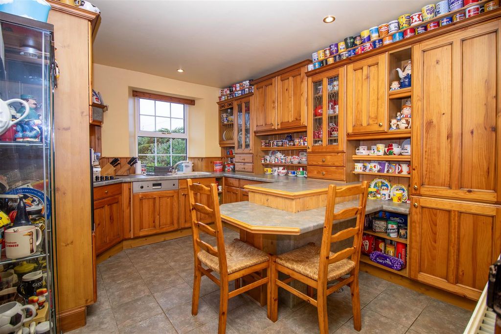 Property photo 3 of 53 Img_9801.Jpg