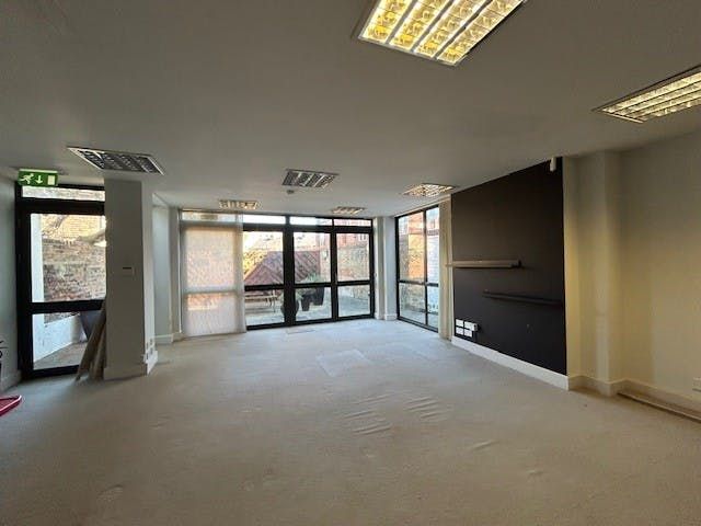 Property photo 3 of 5 52 High Street Int Office.Jpg