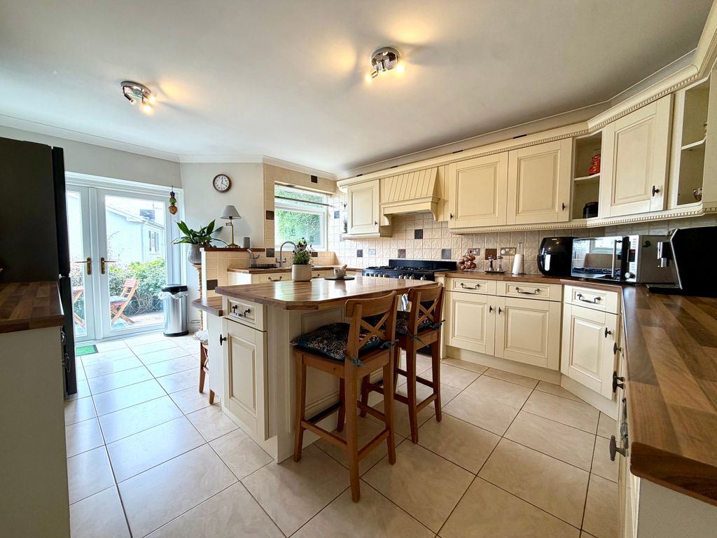 Additional image 17 of 5 bed detached house for saleLakeside Gardens, Merthyr Tydfil CF48