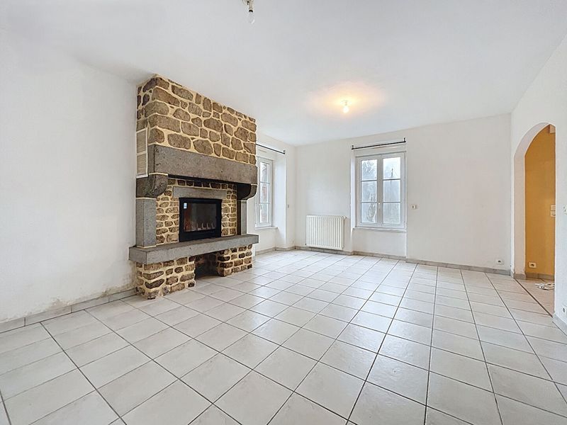 Property photo 3 of 17 Photo 3