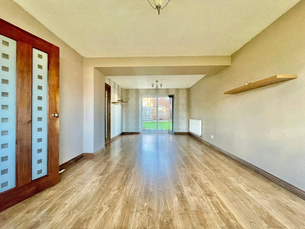 Property photo 2 of 19 Picture No. 02