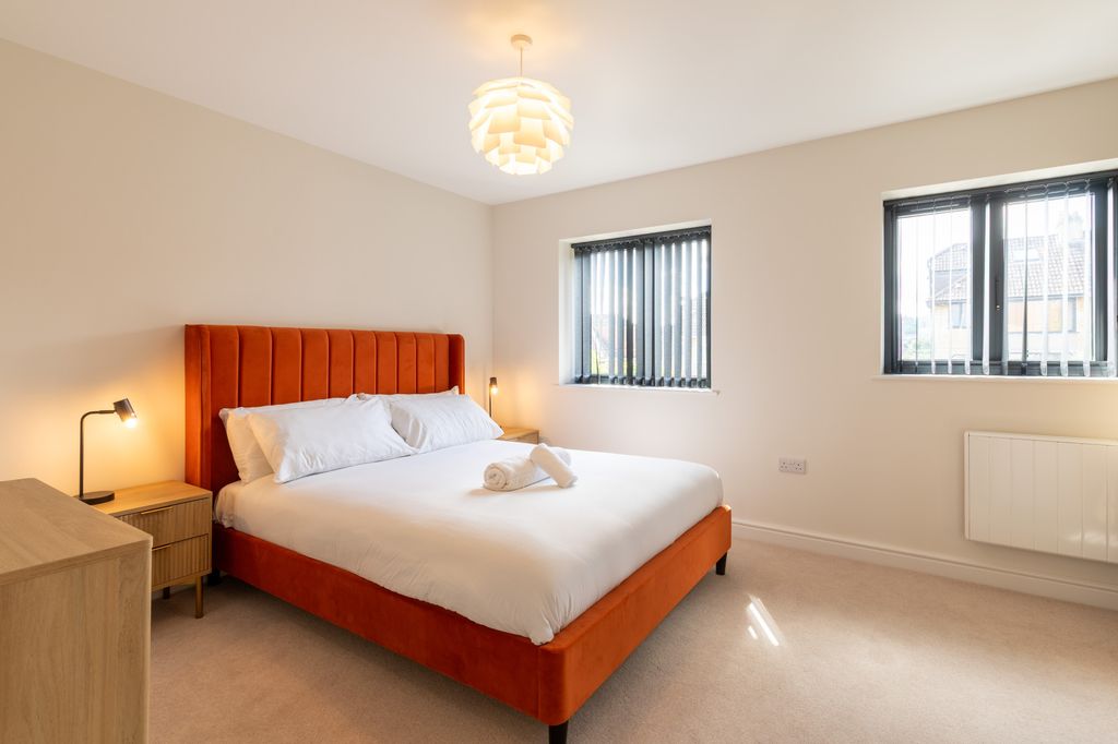 Property photo 3 of 35